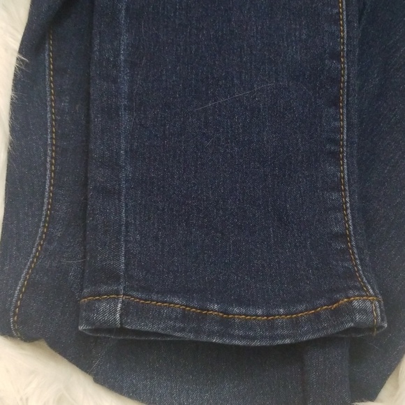 High Rise Jeans - Picture 2 of 3